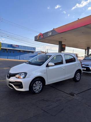 TOYOTA ETIOS 1.3 X 16V FLEX 4P MANUAL TOYOTA ETIOS 1.3 X 16V FLEX 4P MANUAL